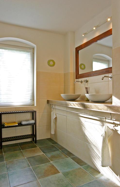Kleines Haeuschen - Ferien In Cossebaude Villa Dresden Buitenkant foto